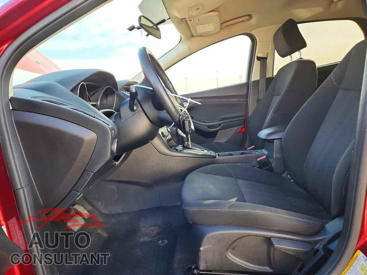 FORD FOCUS 2017 - 1FADP3K29HL280739