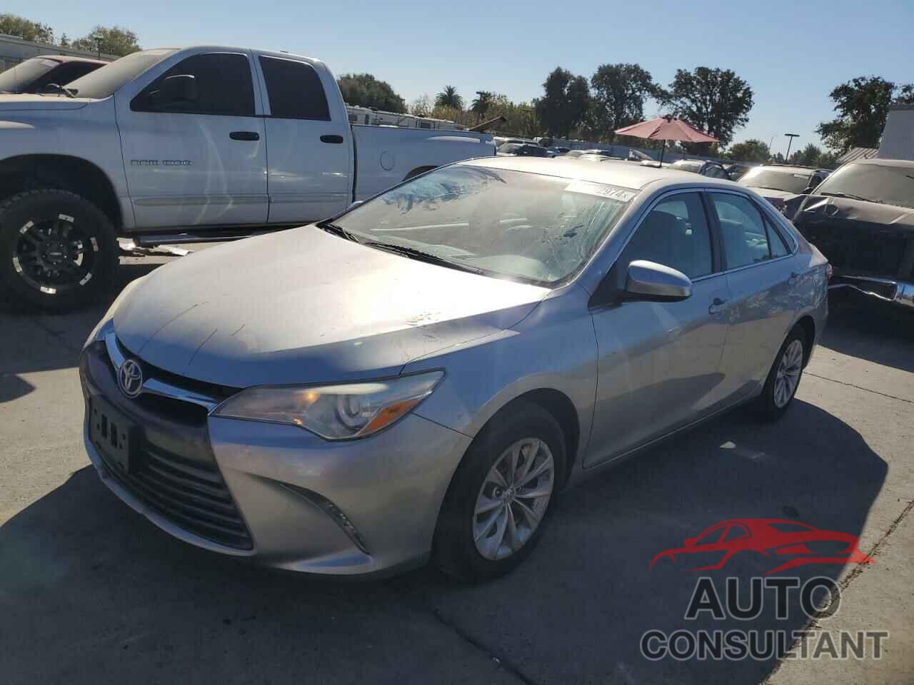 TOYOTA CAMRY 2016 - 4T4BF1FK5GR578038