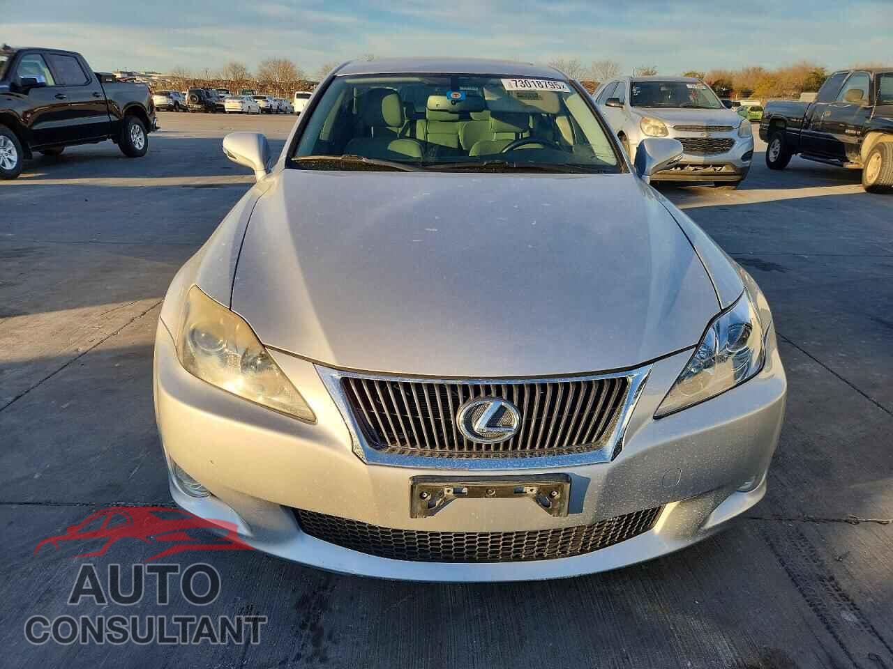 LEXUS IS 2010 - JTHBF5C29A5128015