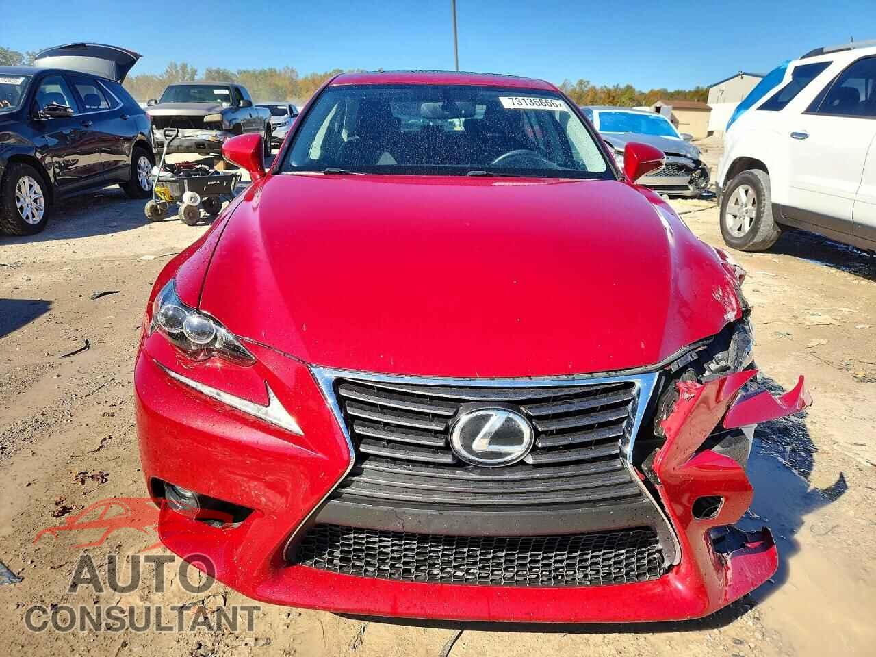 LEXUS IS 2015 - JTHCF1D22F5017941
