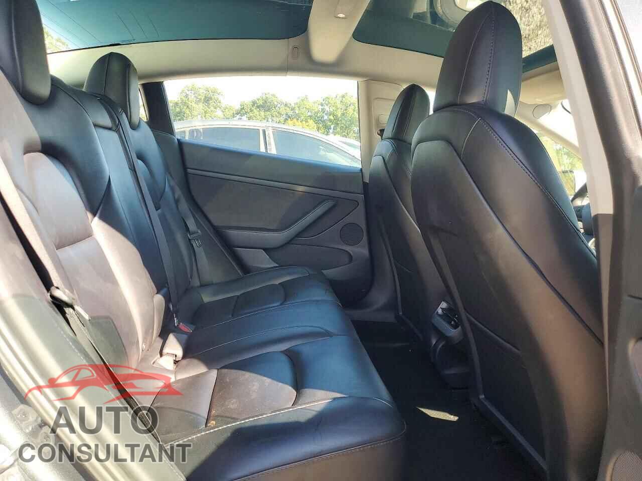 TESLA MODEL 3 2023 - 5YJ3E1EA1PF435871