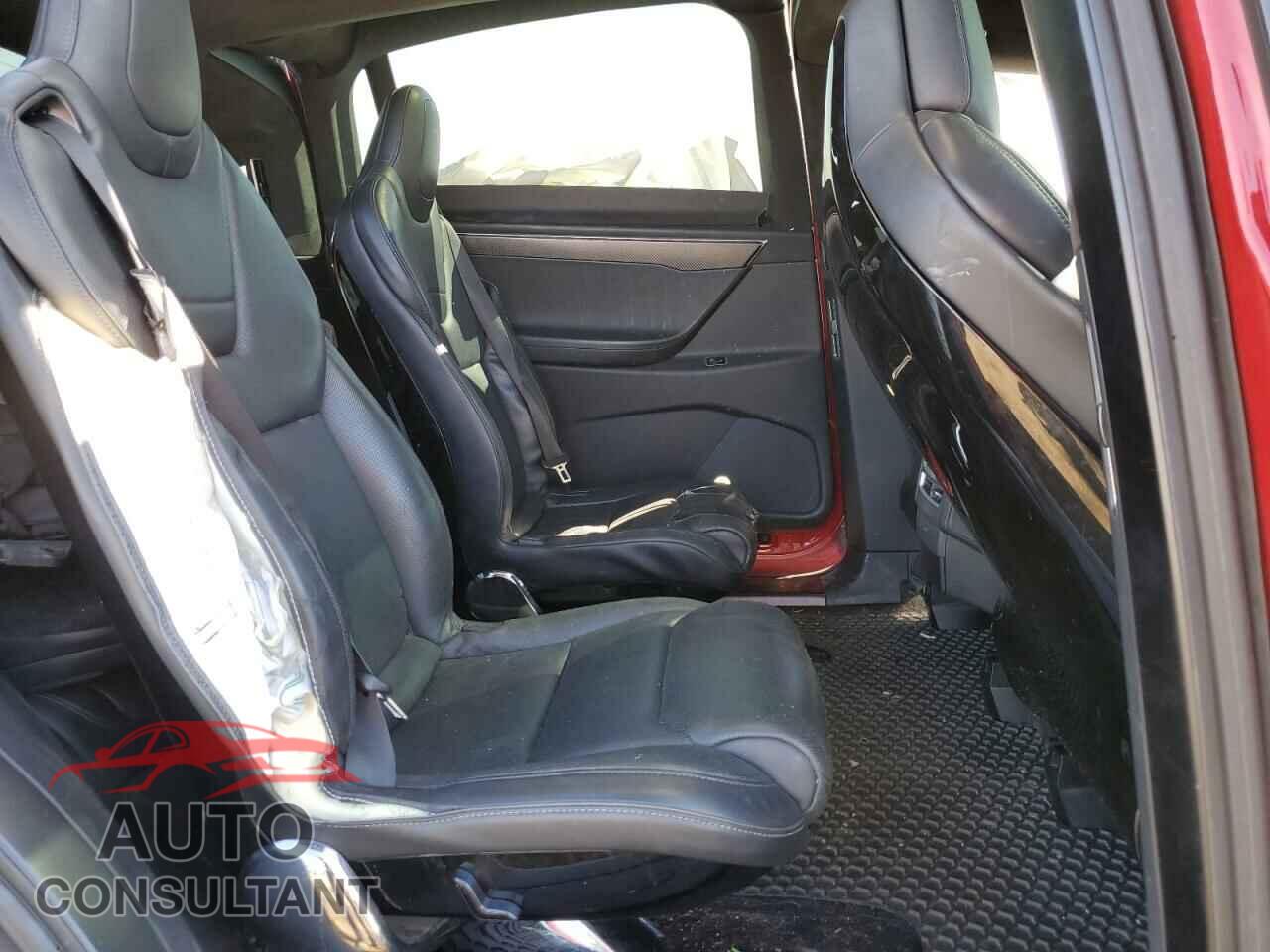 TESLA MODEL X 2017 - 5YJXCBE47HF035399