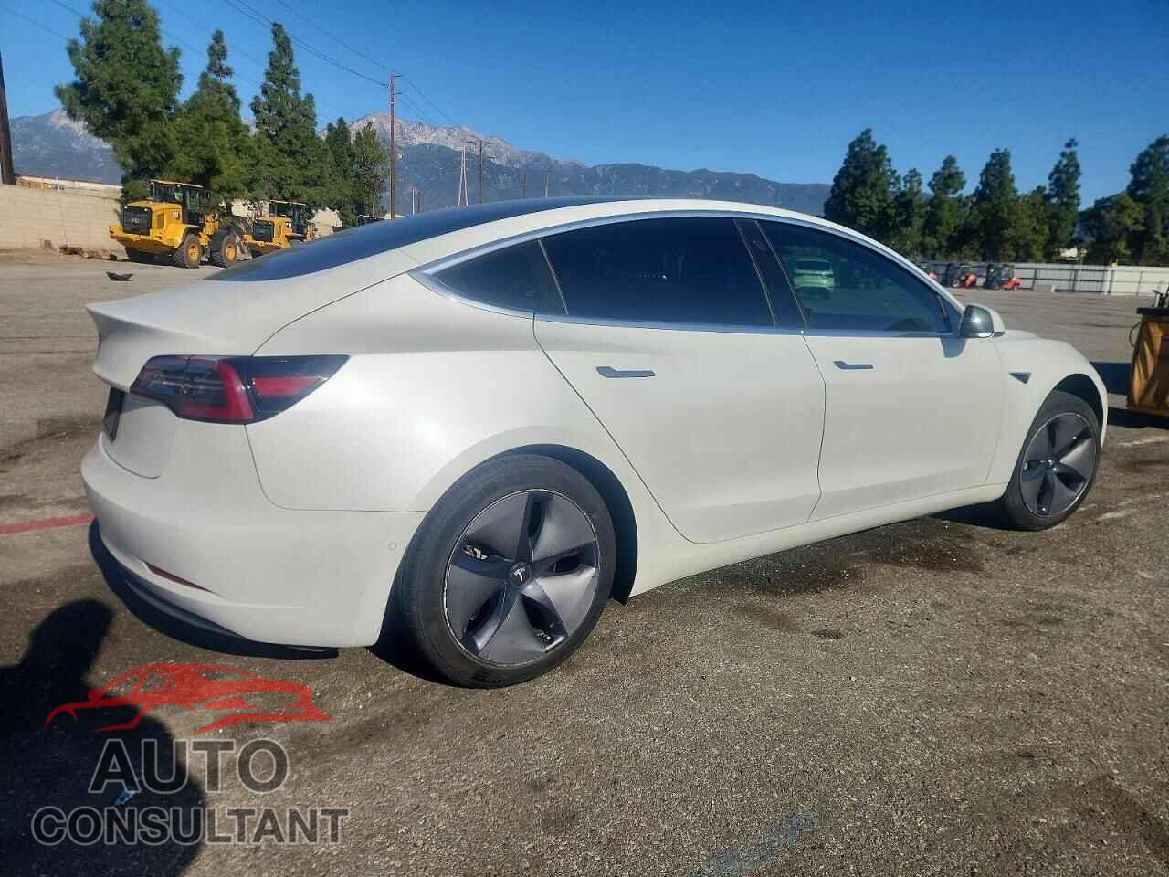 TESLA MODEL 3 2020 - 5YJ3E1EA7LF660676