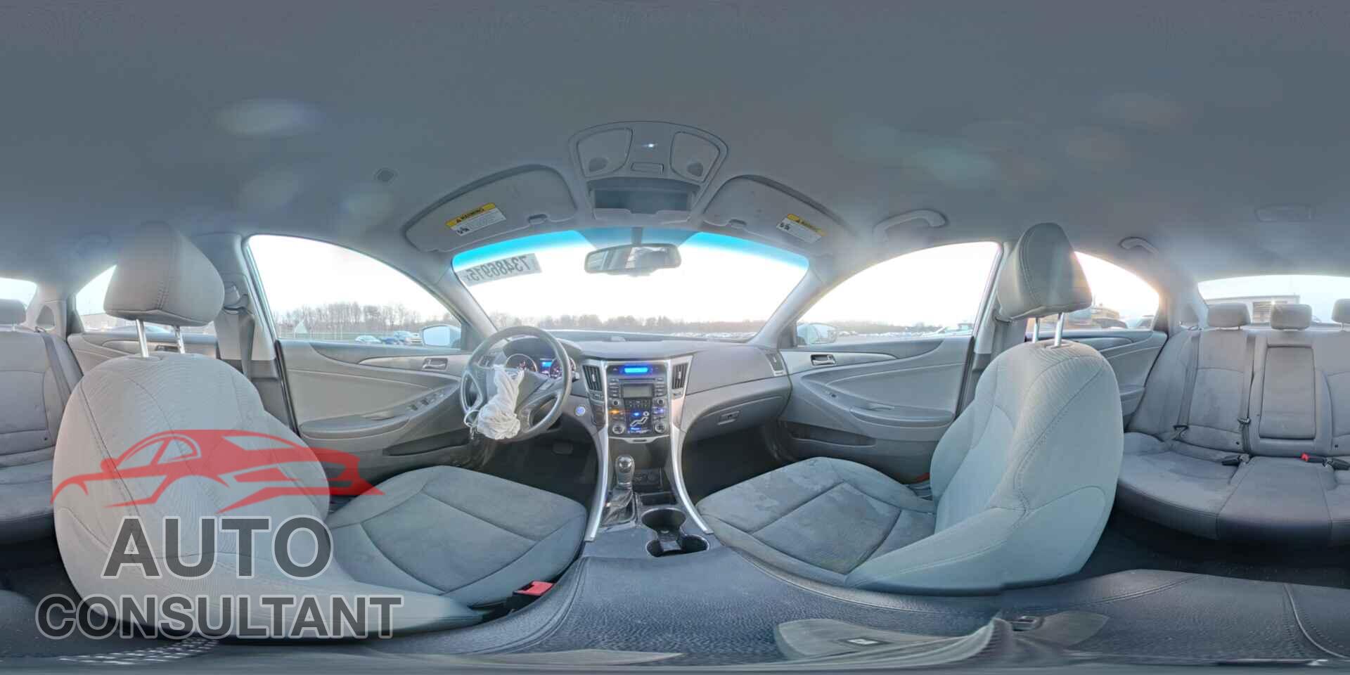HYUNDAI SONATA 2012 - KMHEC4A41CA036666