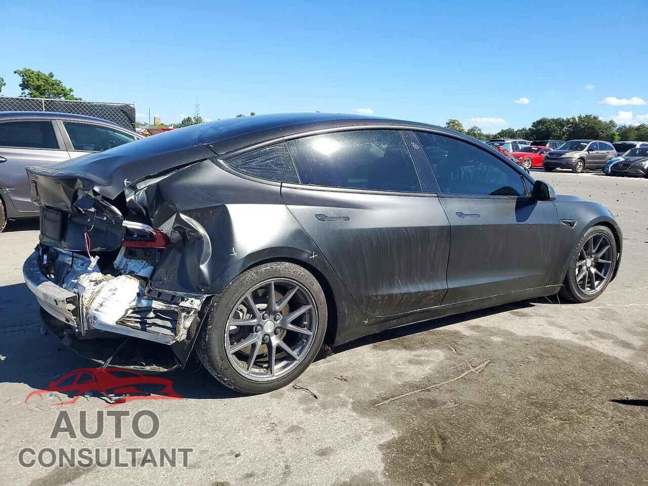 TESLA MODEL 3 2021 - 5YJ3E1EA2MF961177