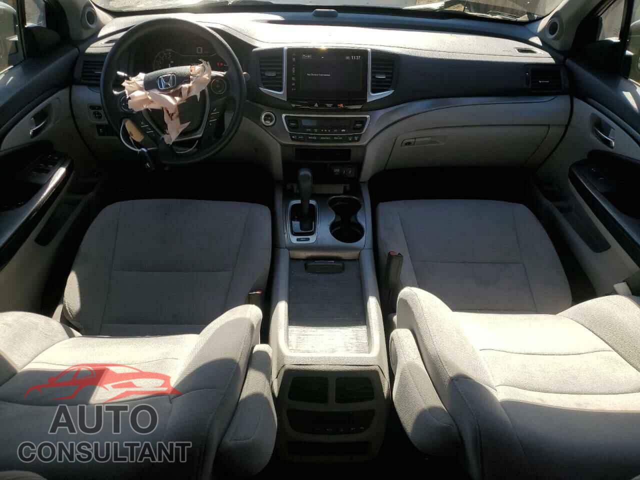 HONDA PILOT 2018 - 5FNYF5H32JB012568