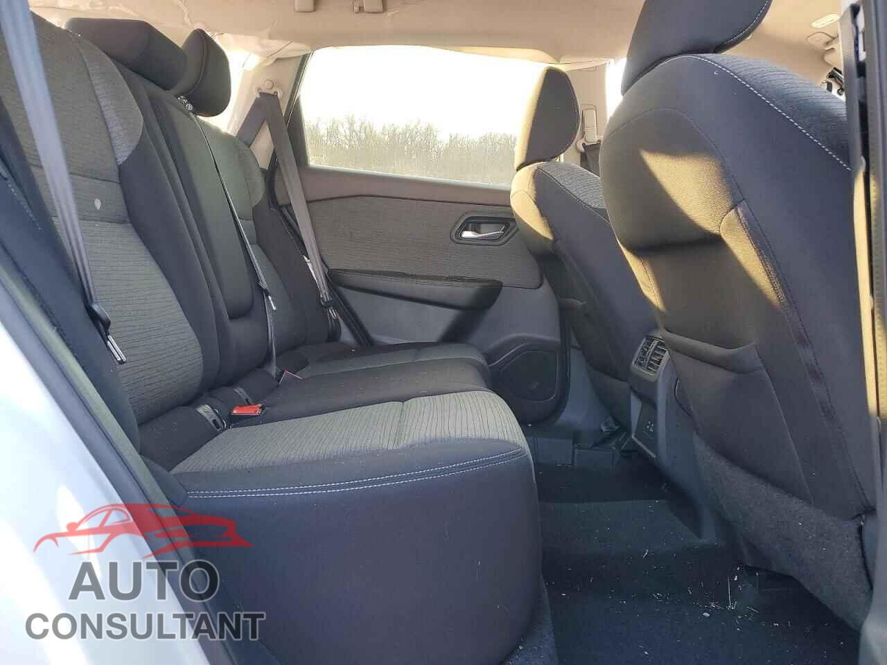 NISSAN ROGUE 2022 - 5N1BT3BB1NC682839