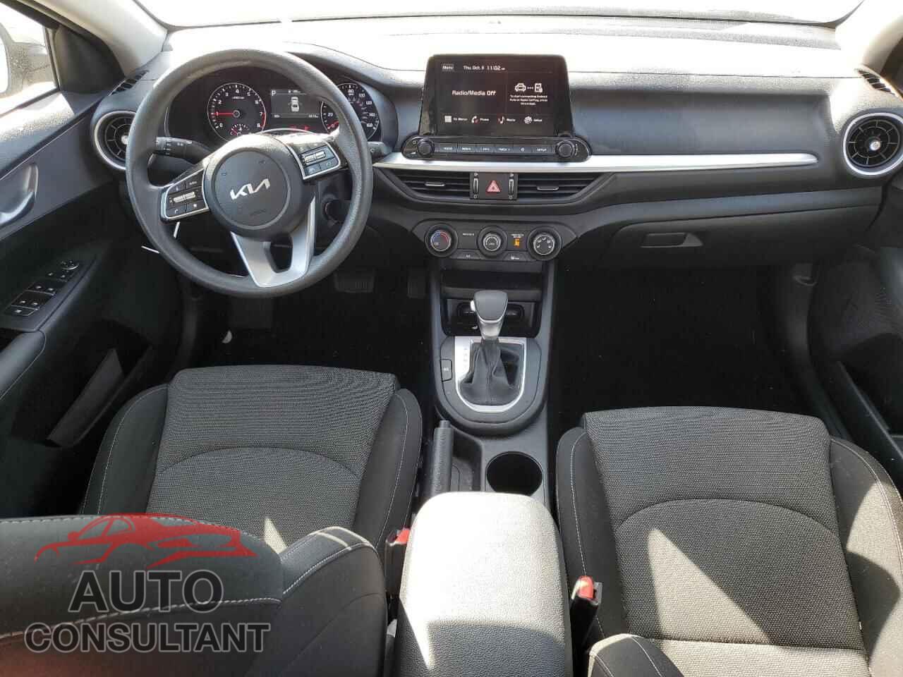KIA FORTE 2023 - 3KPF24AD4PE687028