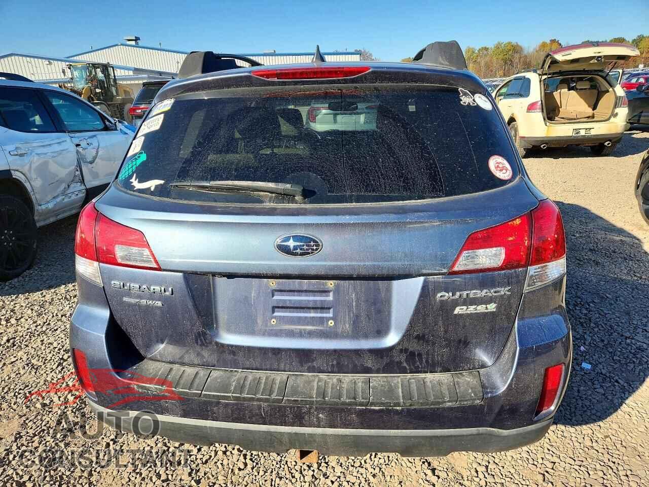 SUBARU OUTBACK 2013 - 4S4BRBKC2D3285012