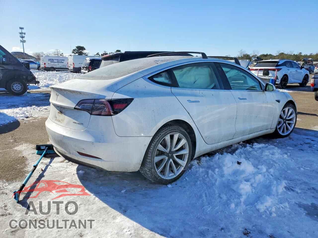 TESLA MODEL 3 2018 - 5YJ3E1EBXJF122012