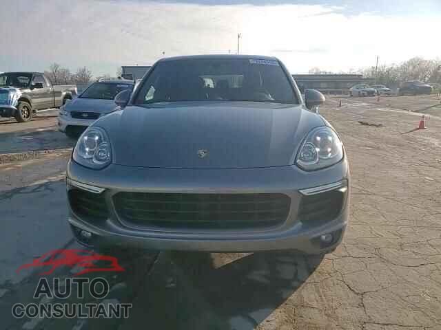 PORSCHE CAYENNE 2017 - WP1AA2A20HKA91024
