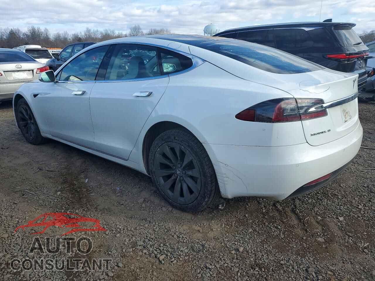 TESLA MODEL S 2018 - 5YJSA1E21JF284778