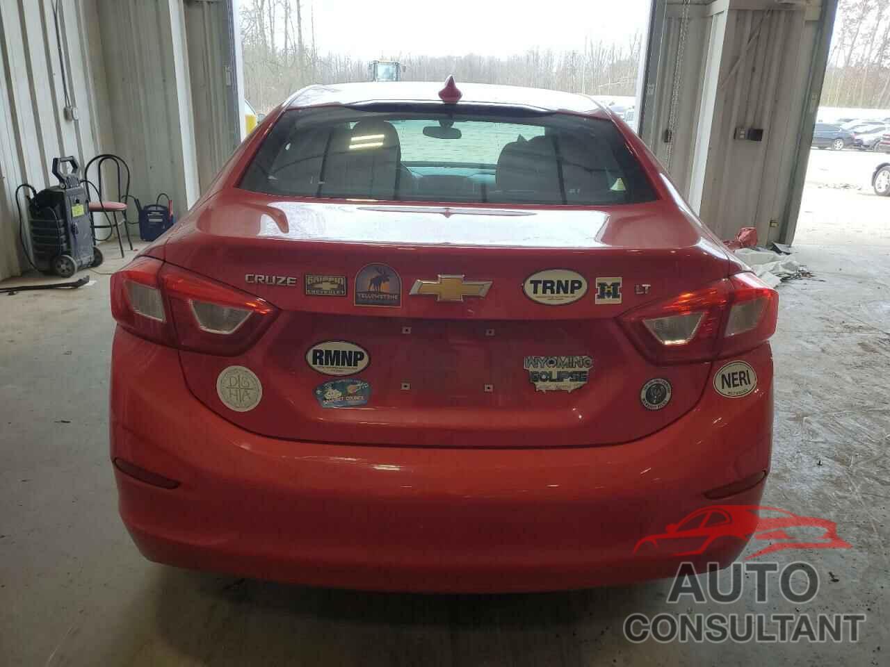 CHEVROLET CRUZE 2016 - 1G1BE5SM3G7310872