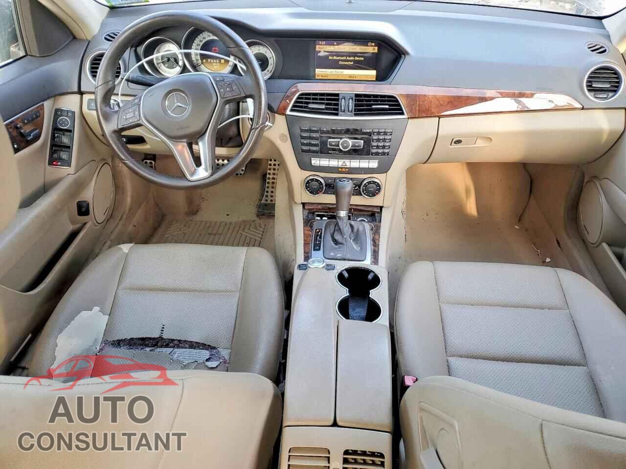 MERCEDES-BENZ C-CLASS 2012 - WDDGF8BB7CA698525