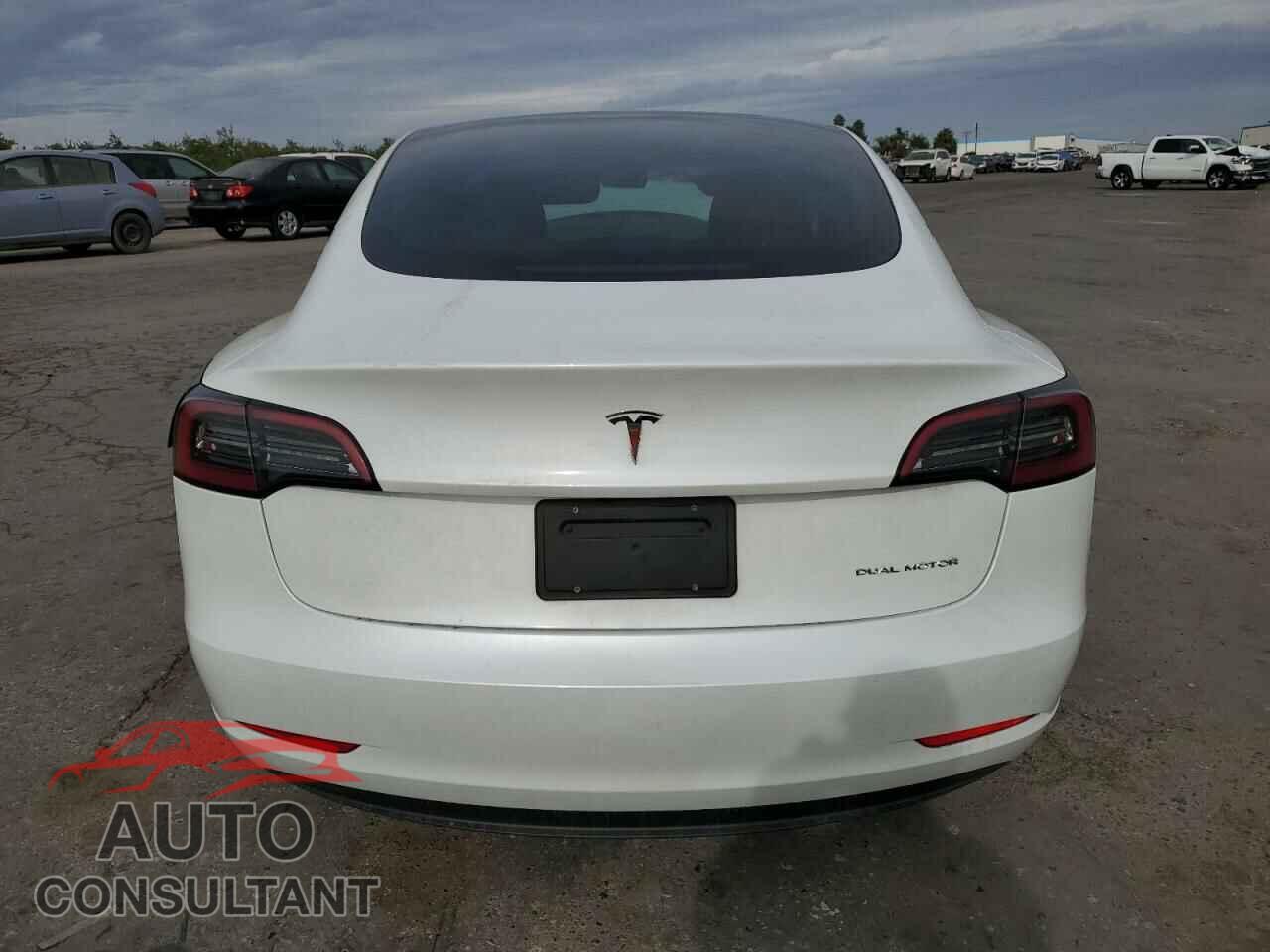 TESLA MODEL 3 2023 - 5YJ3E1EB4PF609652