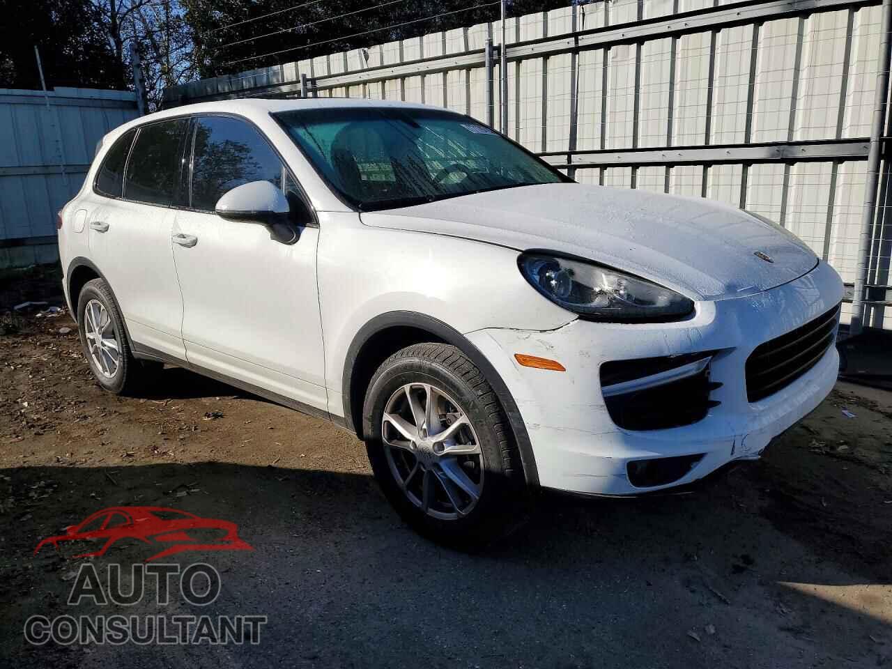 PORSCHE CAYENNE 2016 - WP1AA2A26GLA11010