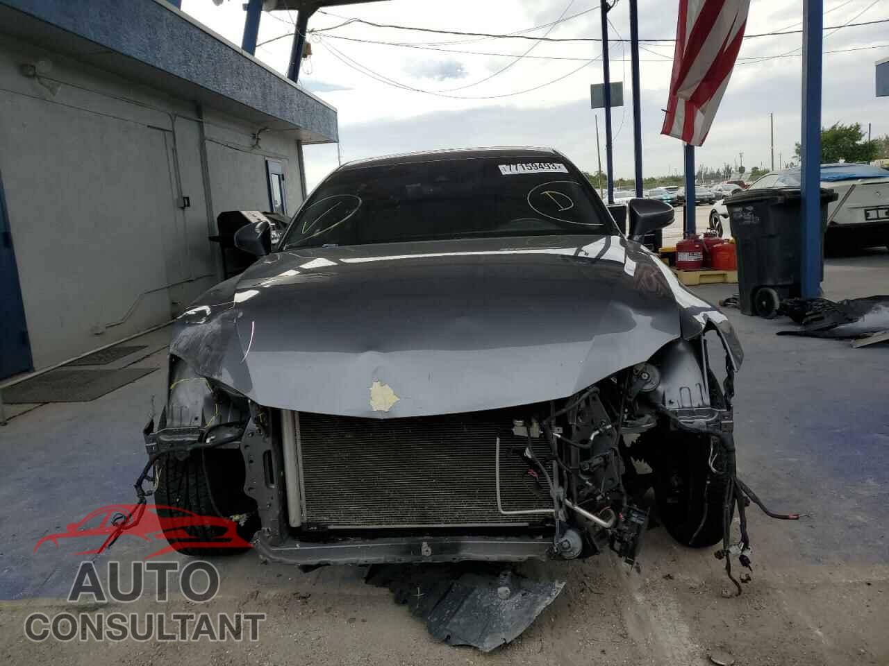 LEXUS IS 2017 - JTHCM1D27H5018365