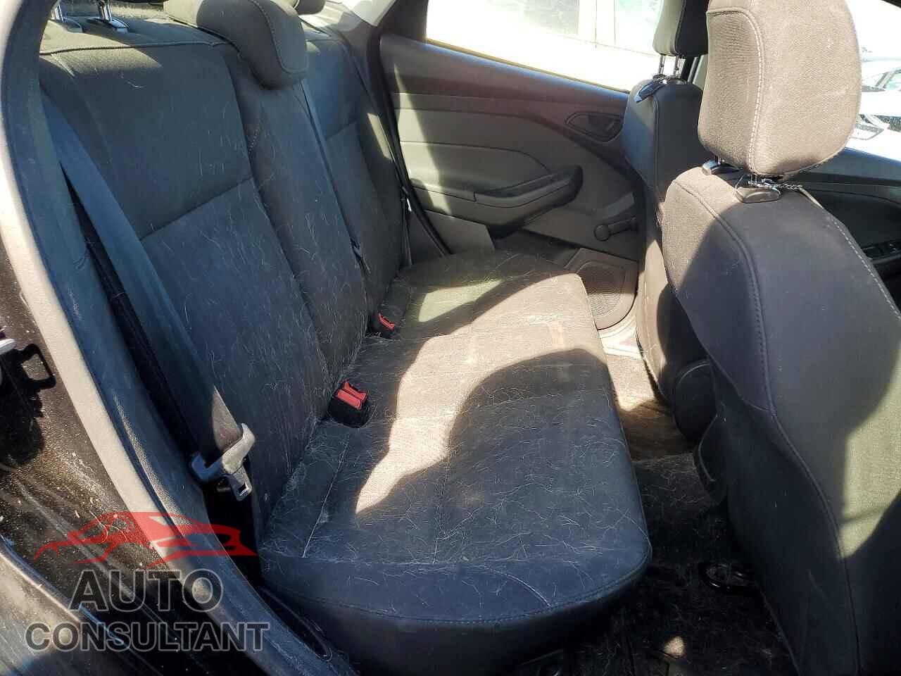 FORD FOCUS 2017 - 1FADP3E27HL339539
