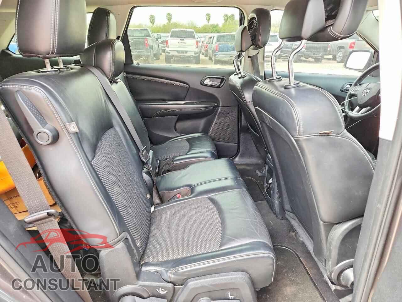 DODGE JOURNEY 2015 - 3C4PDCGB2FT670253