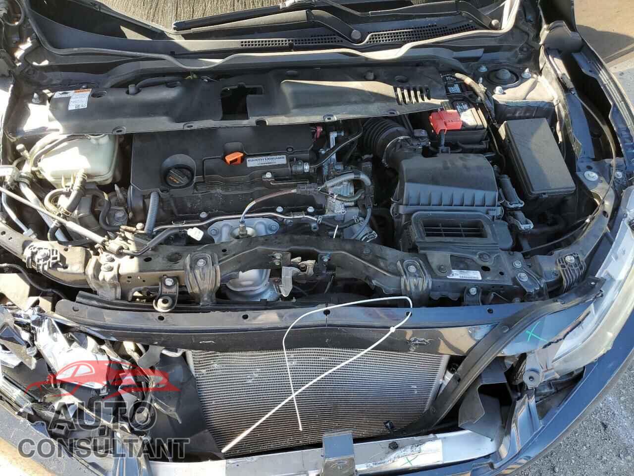 HONDA CIVIC 2018 - 19XFC2F74JE040060