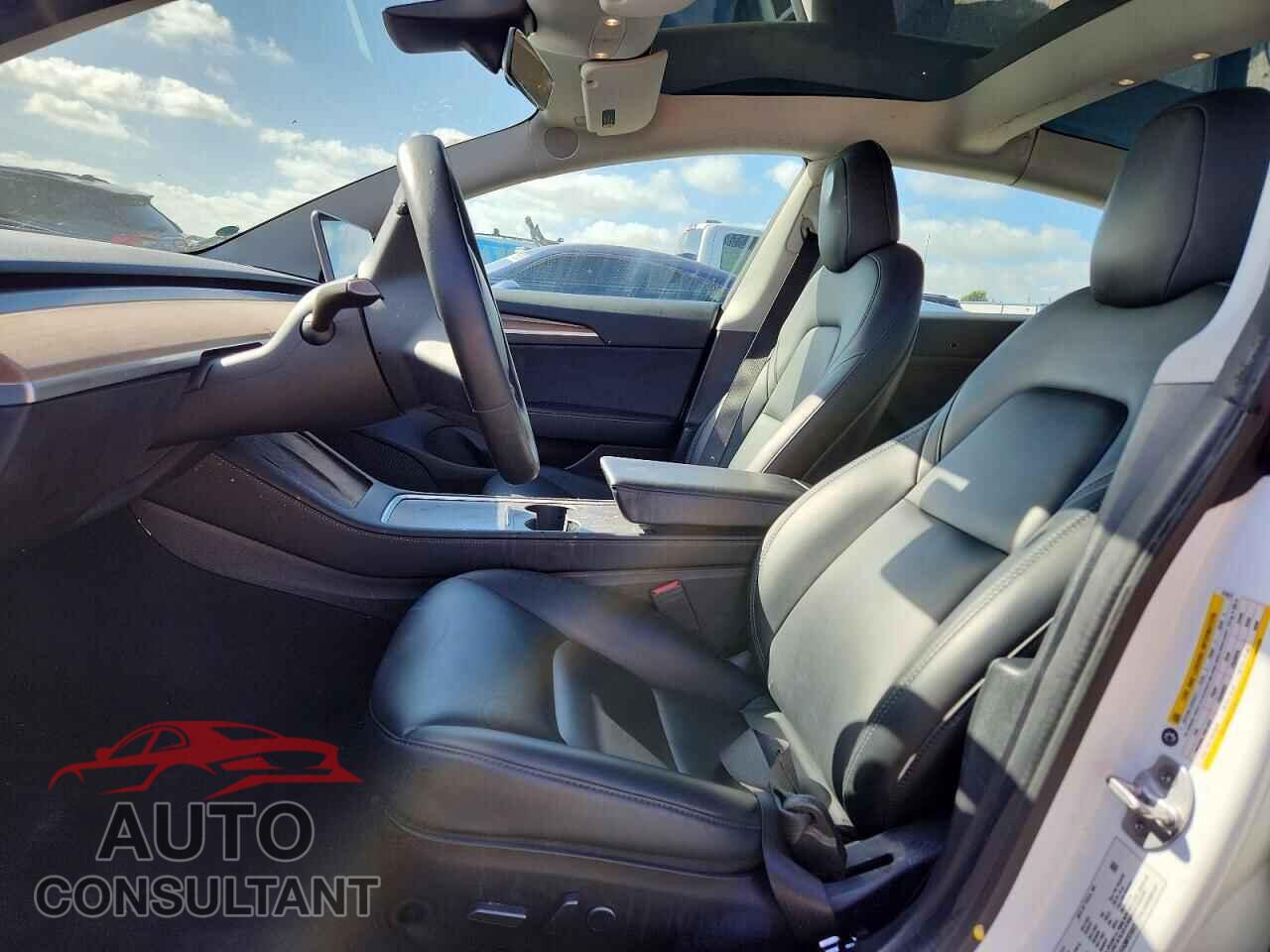 TESLA MODEL 3 2021 - 5YJ3E1EA3MF076972