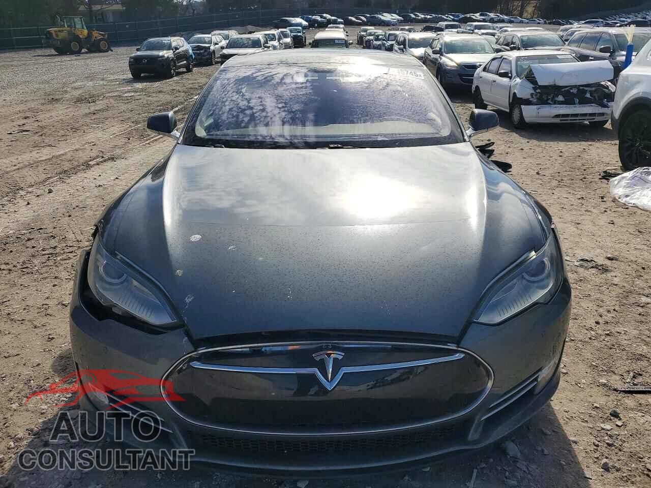 TESLA MODEL S 2013 - 5YJSA1DP4DFP22498