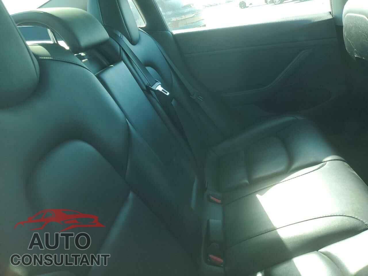 TESLA MODEL 3 2022 - 5YJ3E1EA0NF368886