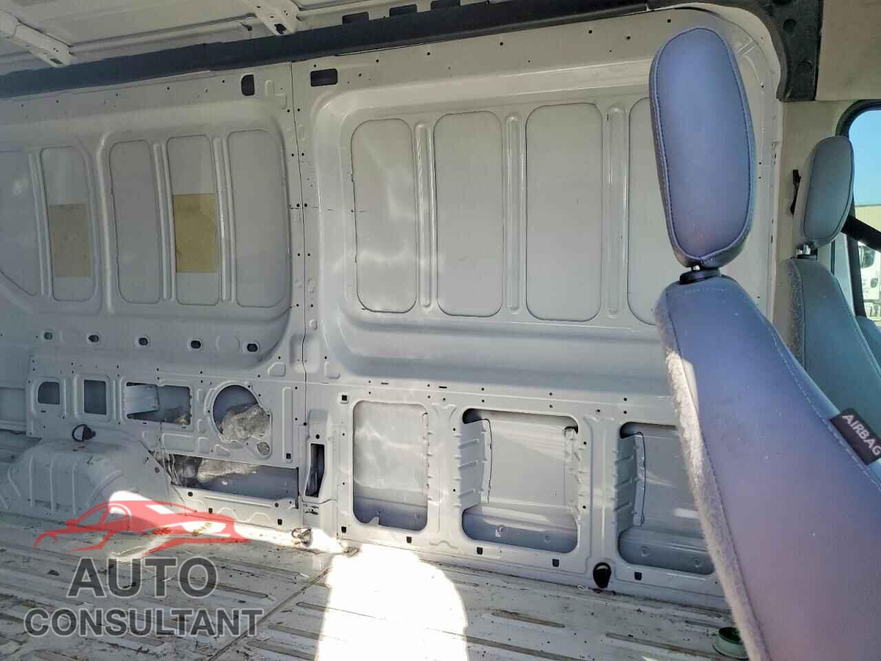FORD TRANSIT 2017 - 1FTYR2CM5HKA08890
