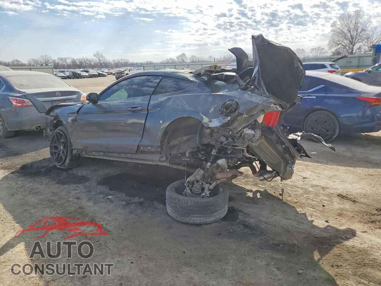 FORD MUSTANG 2017 - 1FA6P8CF8H5210015