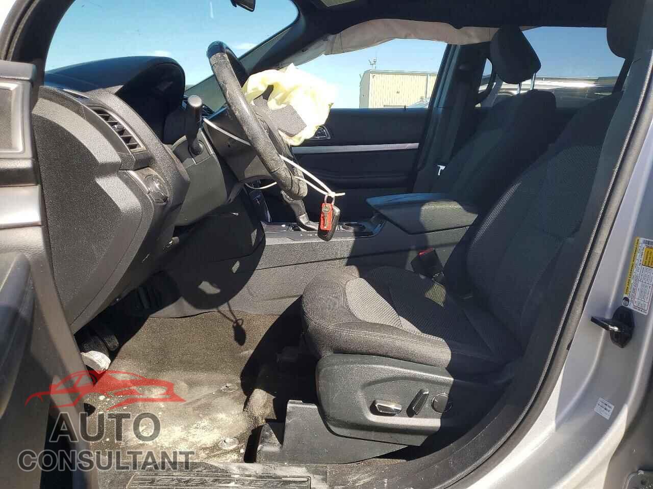 FORD EXPLORER 2018 - 1FM5K7D88JGB26538