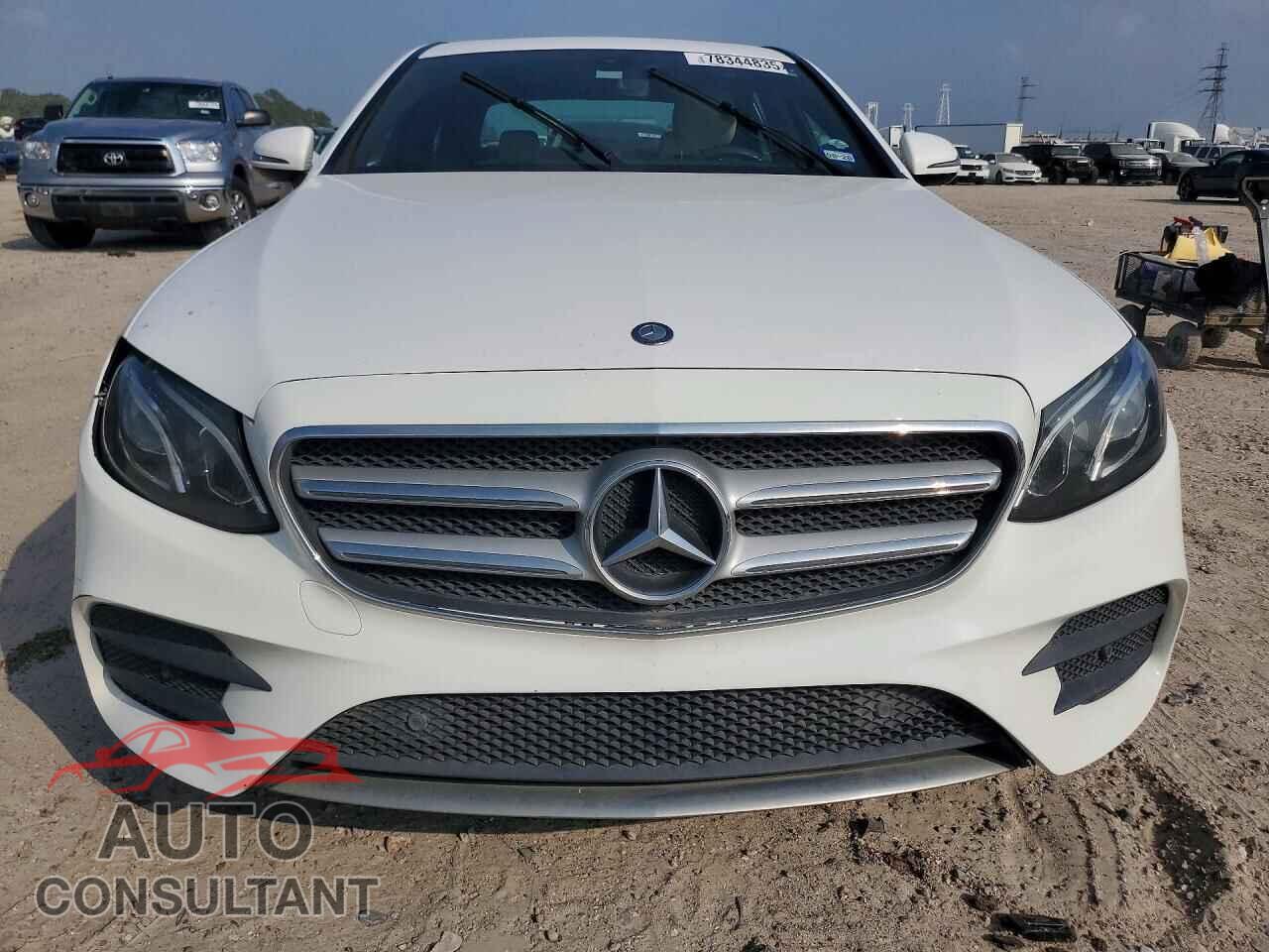 MERCEDES-BENZ E-CLASS 2017 - WDDZF4JB5HA020527