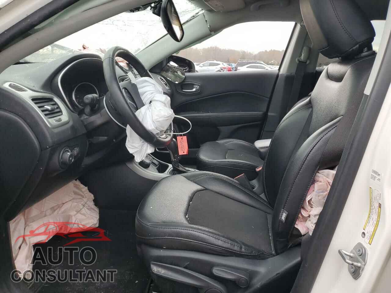JEEP COMPASS 2019 - 3C4NJDBB4KT682430