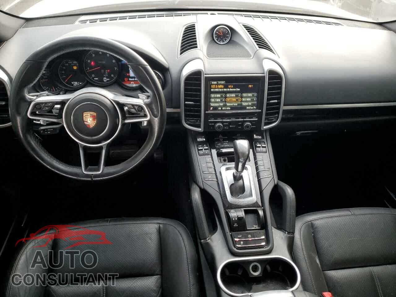 PORSCHE CAYENNE 2016 - WP1AA2A22GLA04586