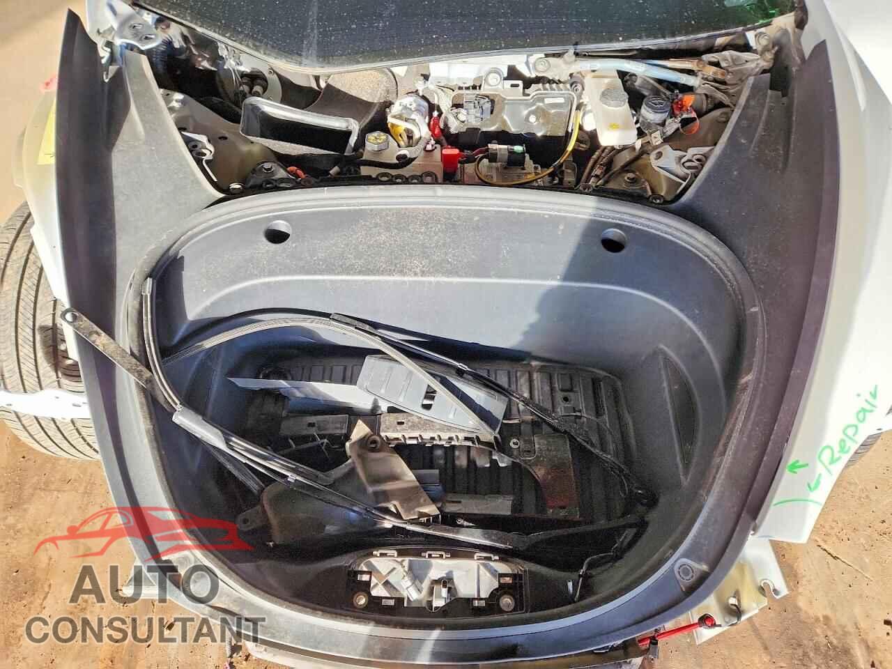 TESLA MODEL 3 2023 - 5YJ3E1EA0PF571148