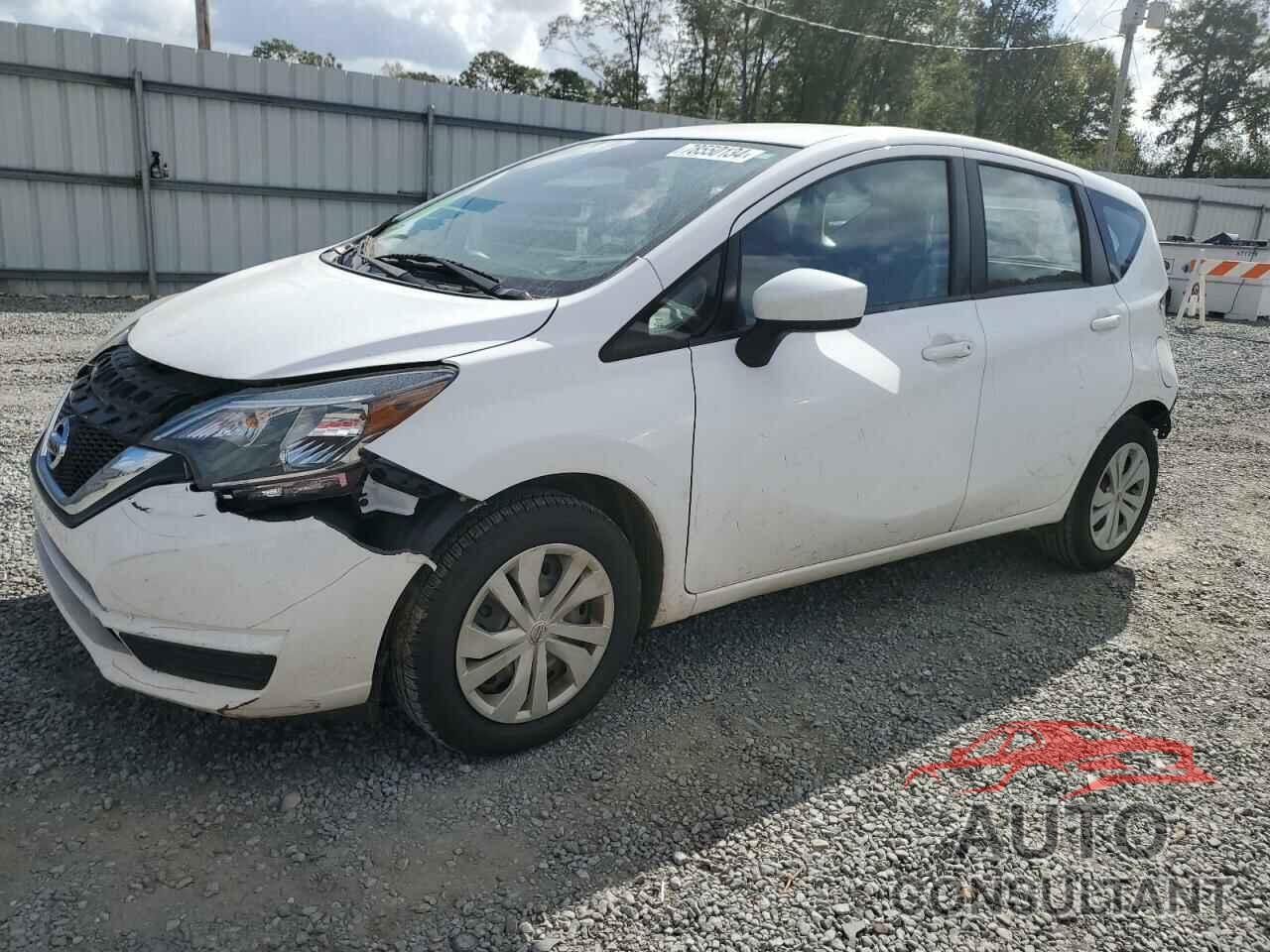 NISSAN VERSA 2018 - 3N1CE2CP8JL352849