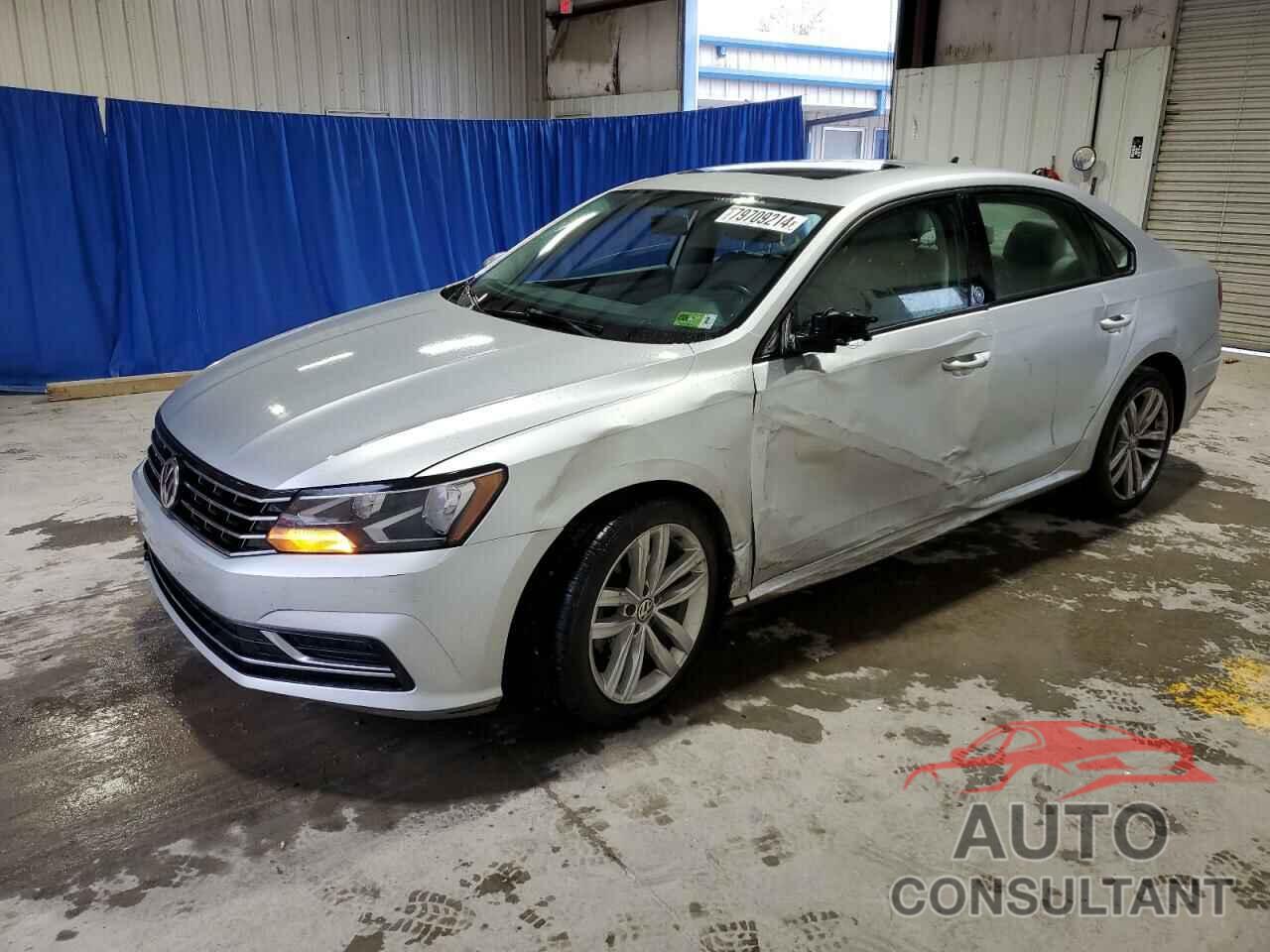 VOLKSWAGEN PASSAT 2019 - 1VWLA7A30KC005466