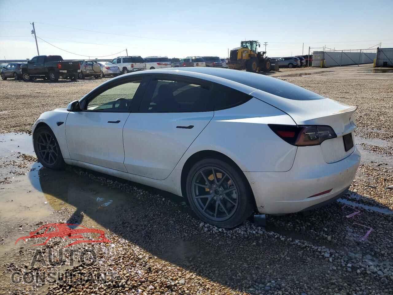 TESLA MODEL 3 2021 - 5YJ3E1EA4MF095160