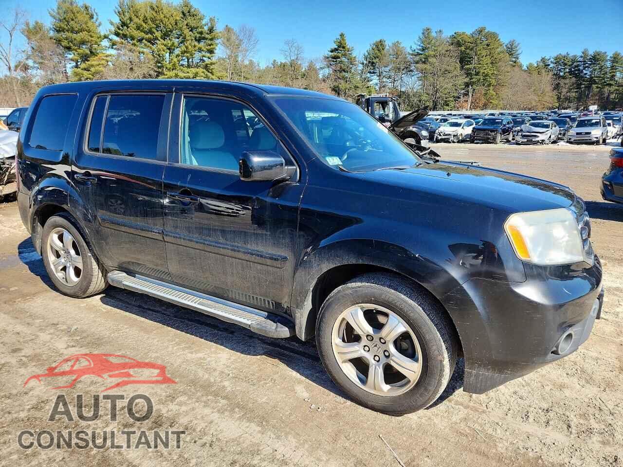 HONDA PILOT 2015 - 5FNYF4H47FB051571