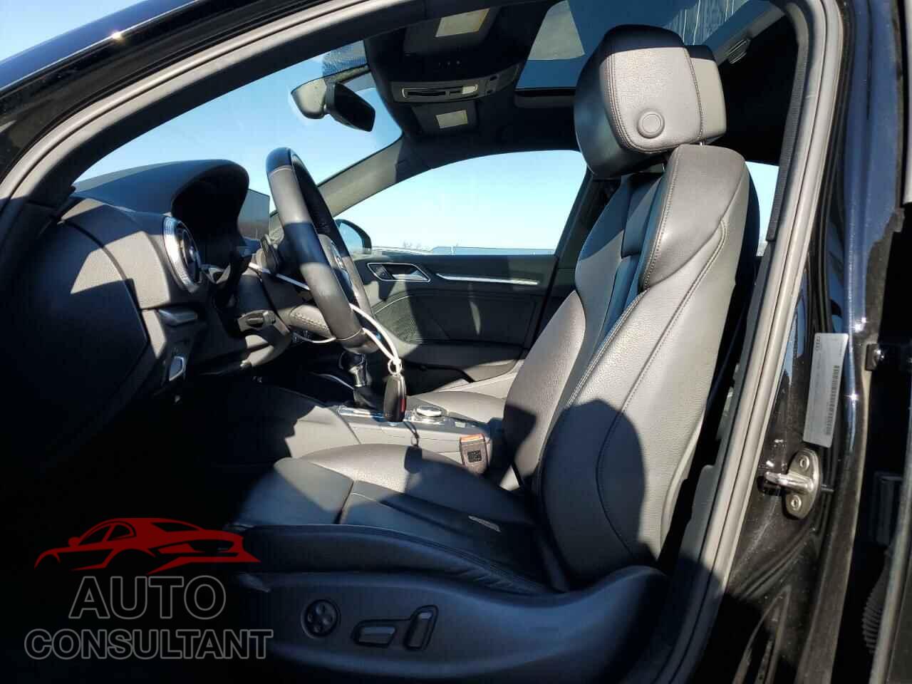 AUDI A3 2017 - WAUJ8GFF6H1056495