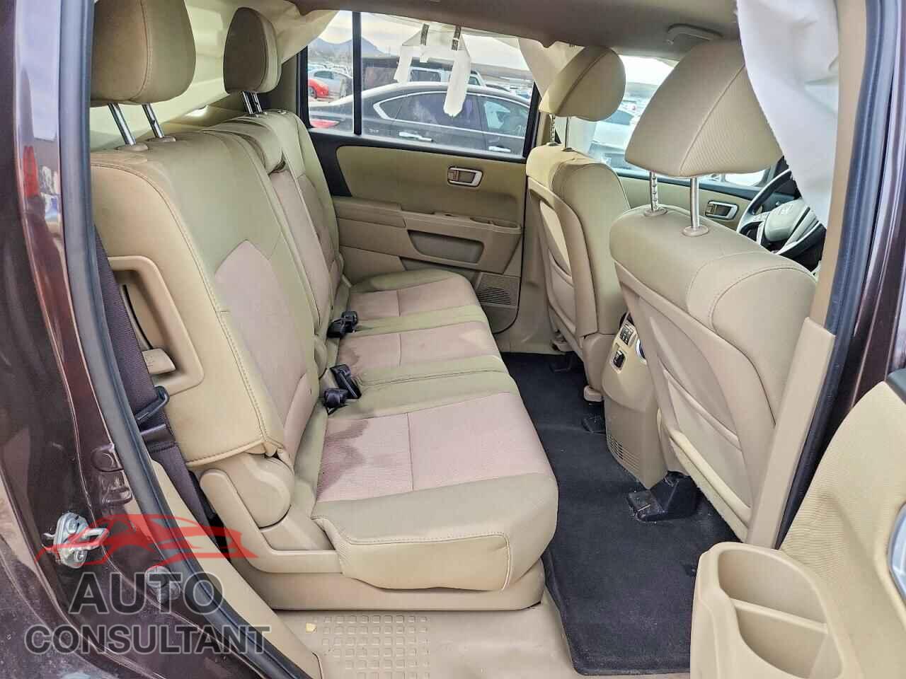 HONDA PILOT 2012 - 5FNYF4H42CB016495