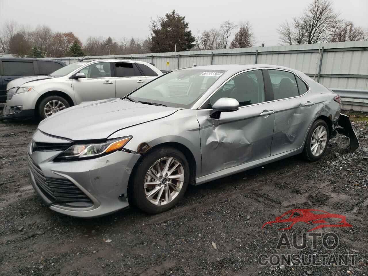 TOYOTA CAMRY 2022 - 4T1C11AKXNU691615