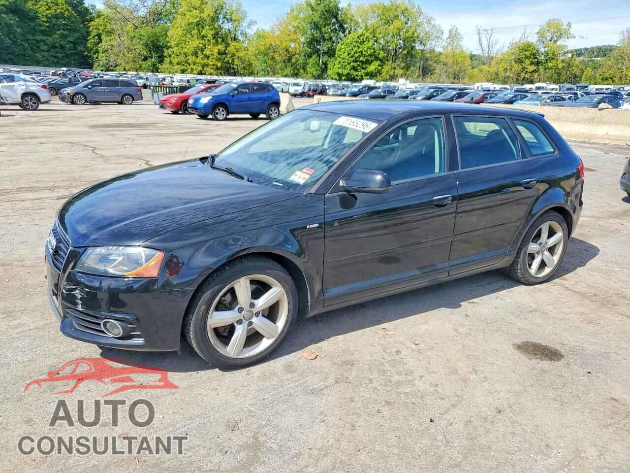 AUDI A3 2012 - WAUMFAFM2CA118580