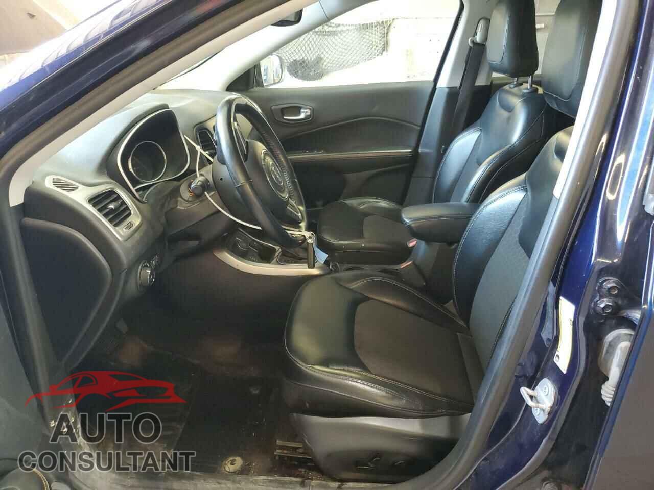 JEEP COMPASS 2018 - 3C4NJDBB0JT259357