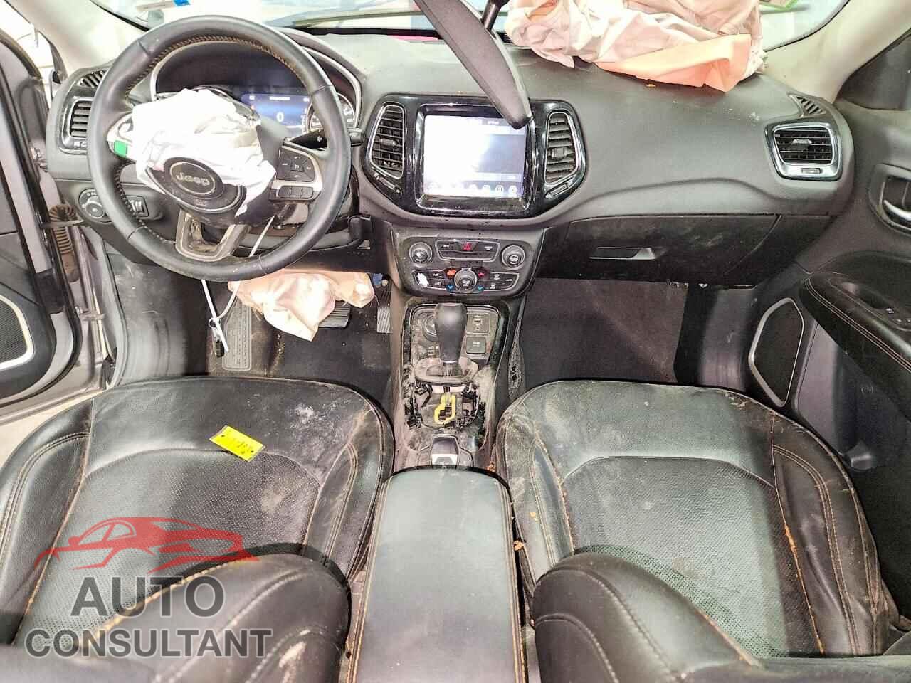 JEEP COMPASS 2020 - 3C4NJDCB6LT196671