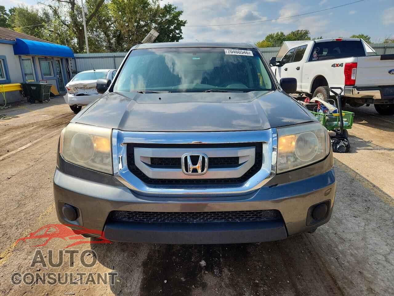 HONDA PILOT 2011 - 5FNYF3H20BB015434