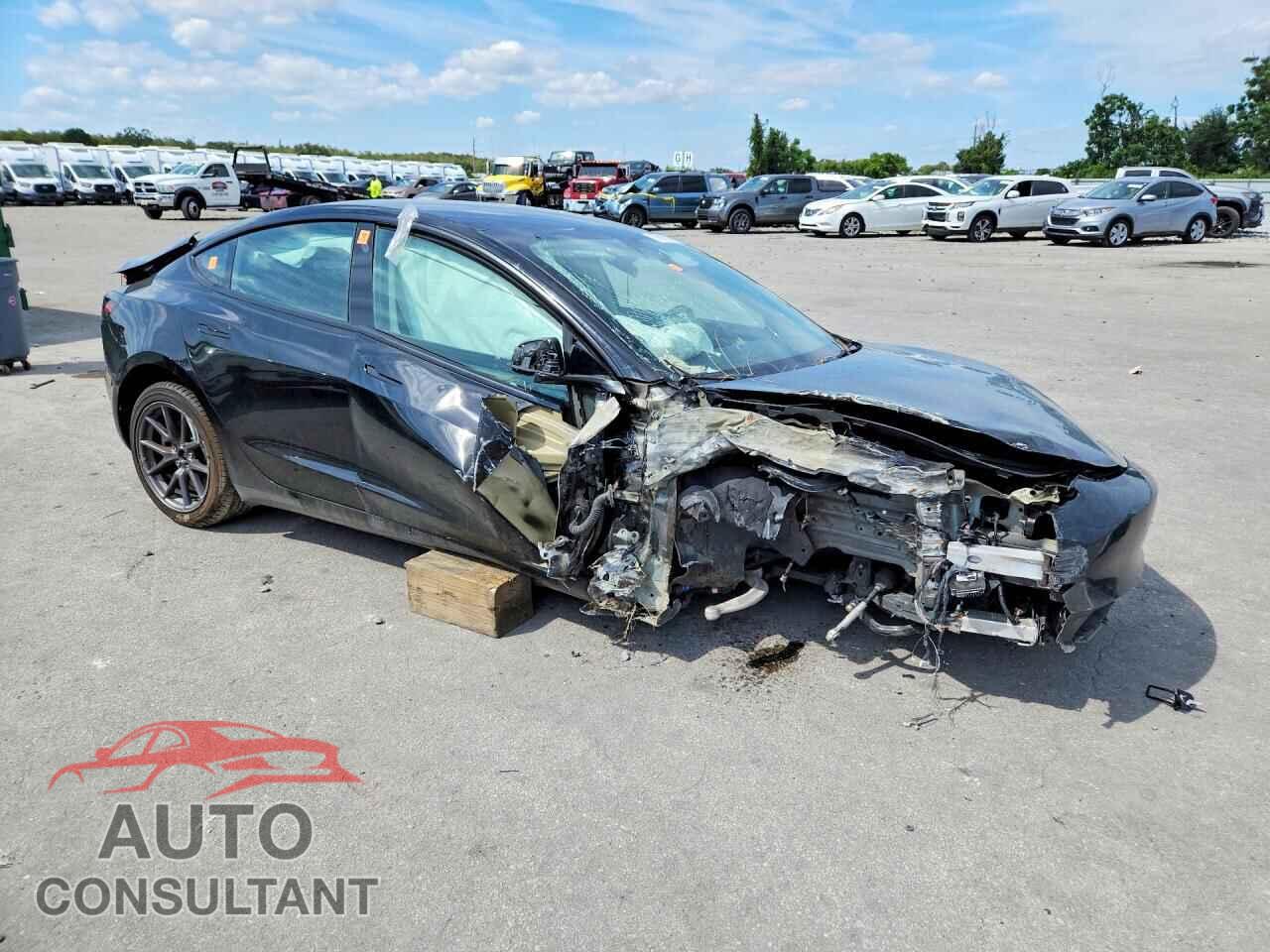 TESLA MODEL 3 2023 - 5YJ3E1EA3PF702945