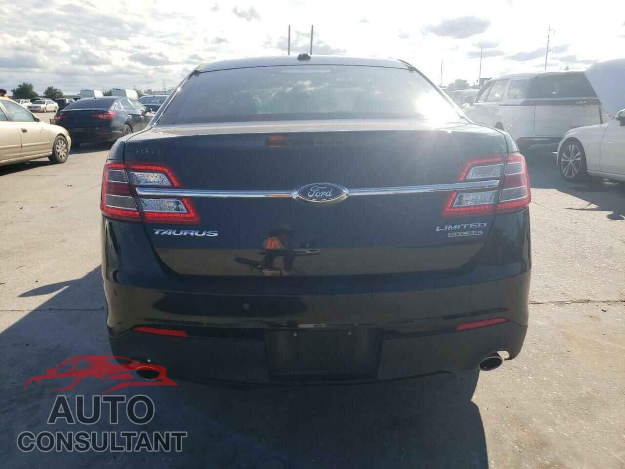 FORD TAURUS 2016 - 1FAHP2F81GG129475