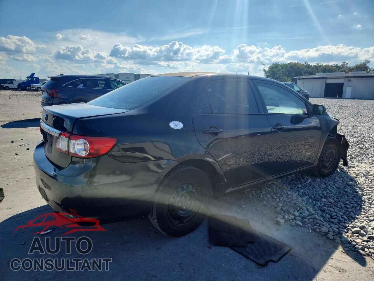 TOYOTA COROLLA 2013 - 2T1BU4EE2DC973417