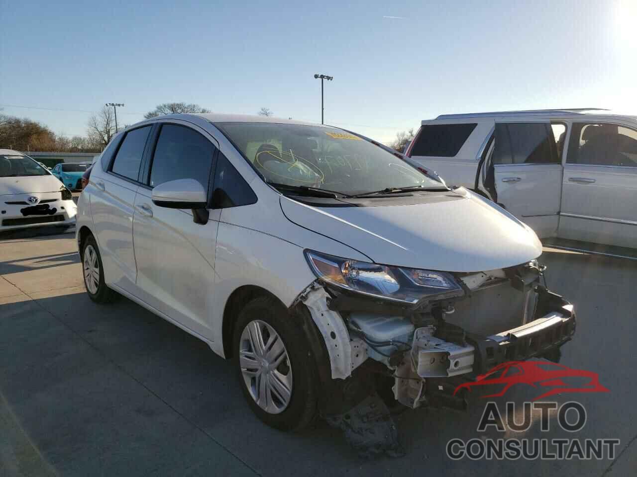 HONDA FIT 2019 - 3HGGK5H48KM731032