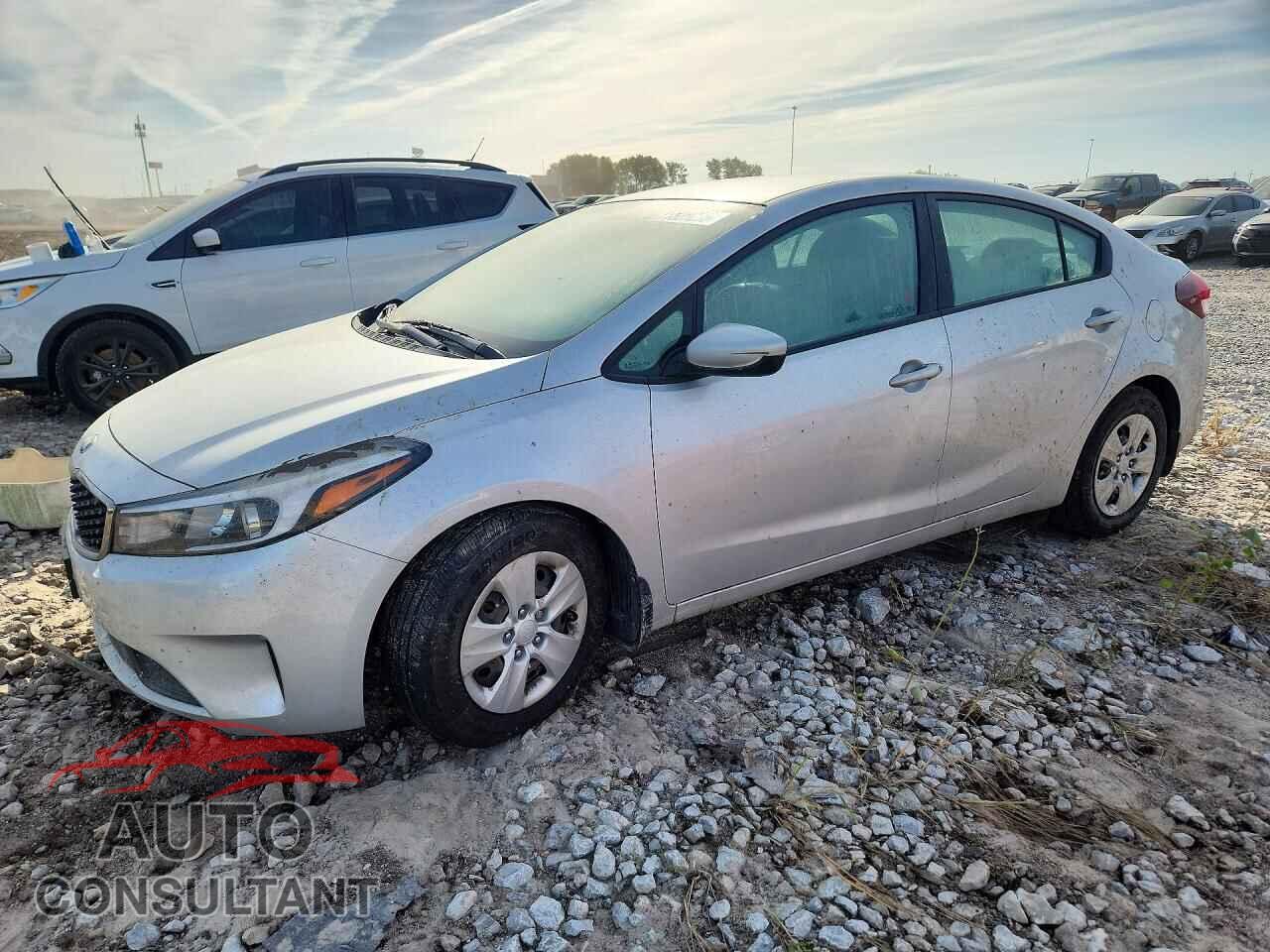 KIA FORTE 2017 - 3KPFL4A74HE104532